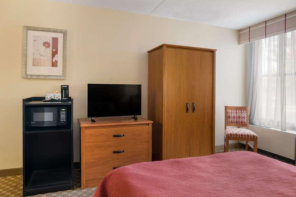 Quality & Hotel Saginaw