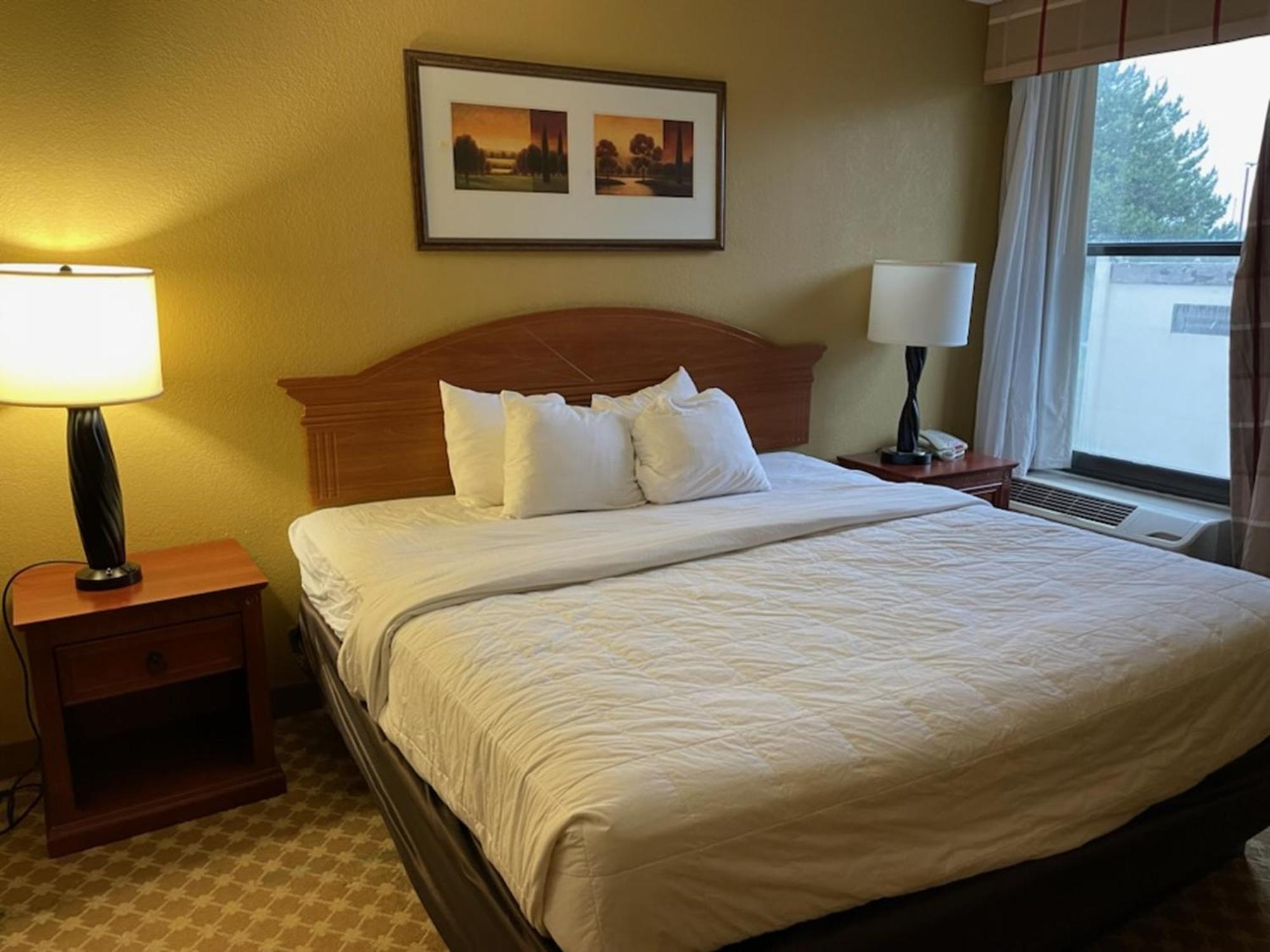 Hotel Quality & Saginaw